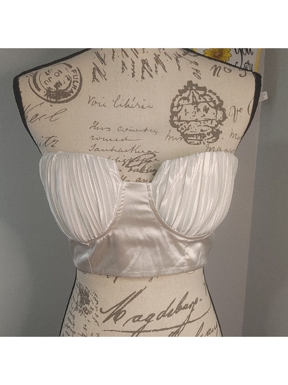 Klesis White Satin Bandeau with Structured Design Sz M Bohemian Festival